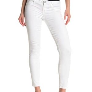 Articles of Society Sarah Skinny Jeans - White 25